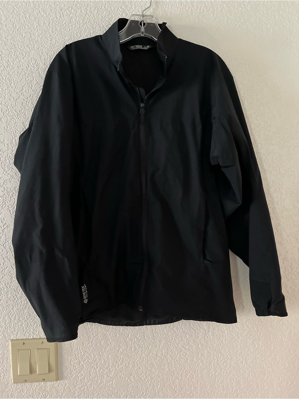 Arc’teryx Men's Solano Jacket